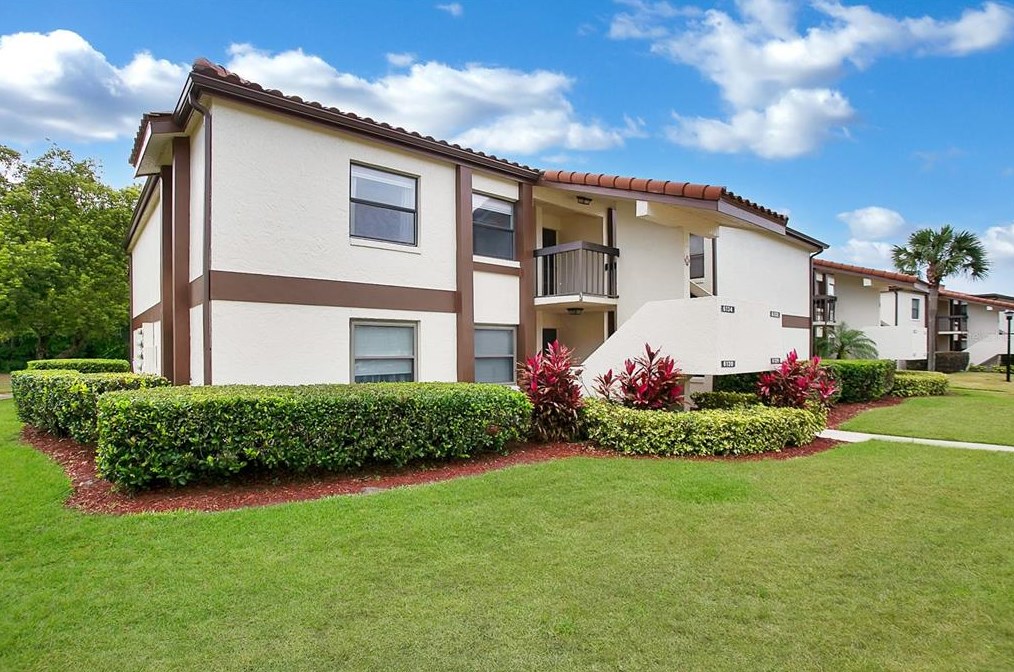 6134 Burnside Cir, Orlando, FL 32822-4033