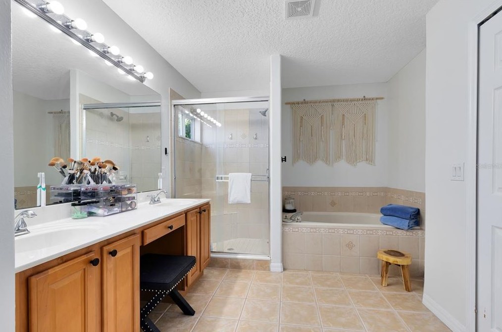 1226 Portmoor Way, Winter Garden FL  34787-4622 exterior