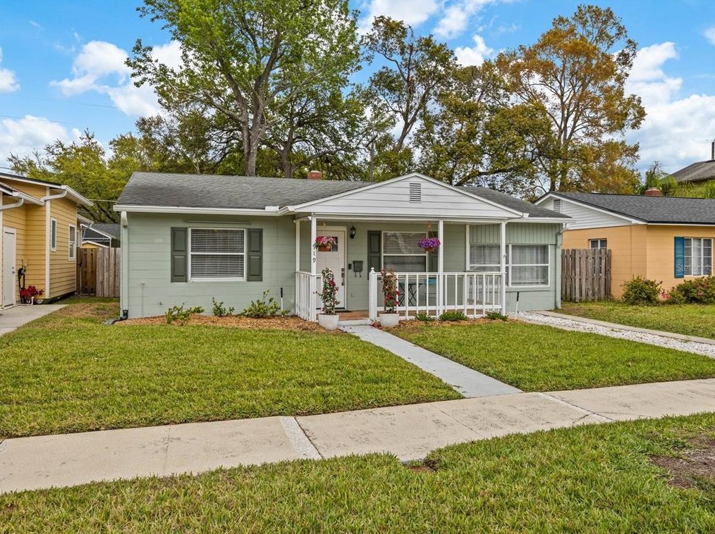 919 Yale St, Orlando, FL 32804-5242