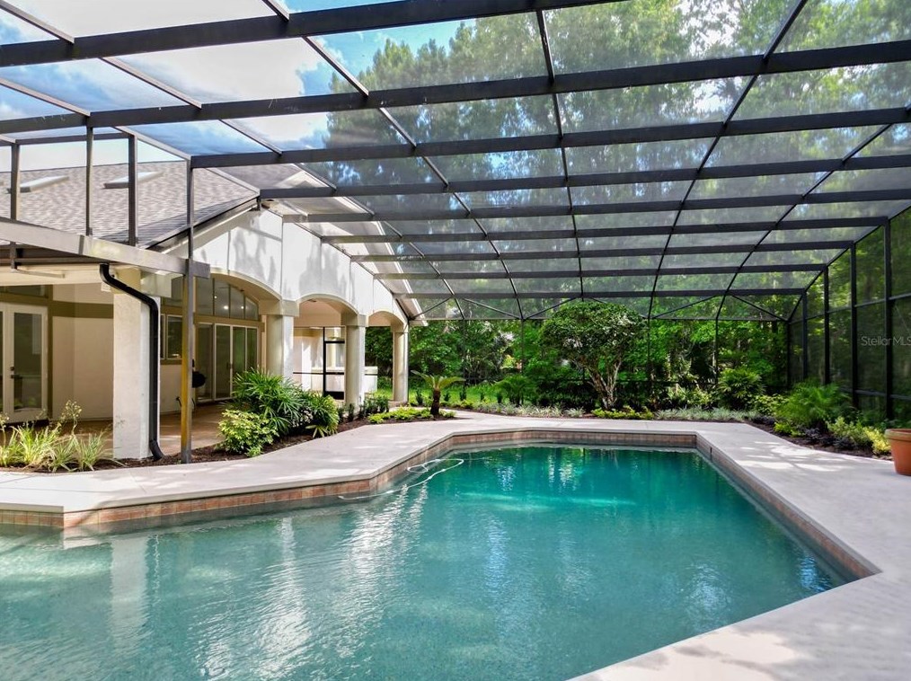 2062 Hutton Pt, Longwood FL  exterior