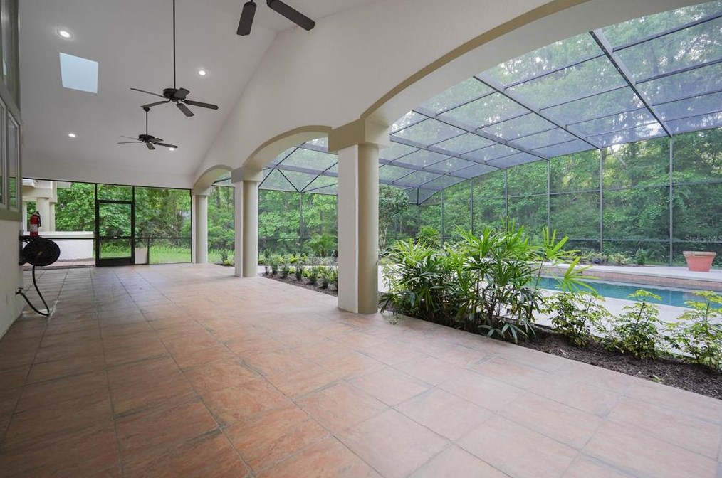 2062 Hutton Pt, Longwood FL  exterior