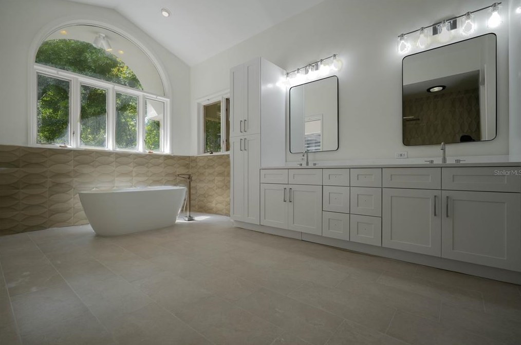 2062 Hutton Pt, Longwood FL  exterior