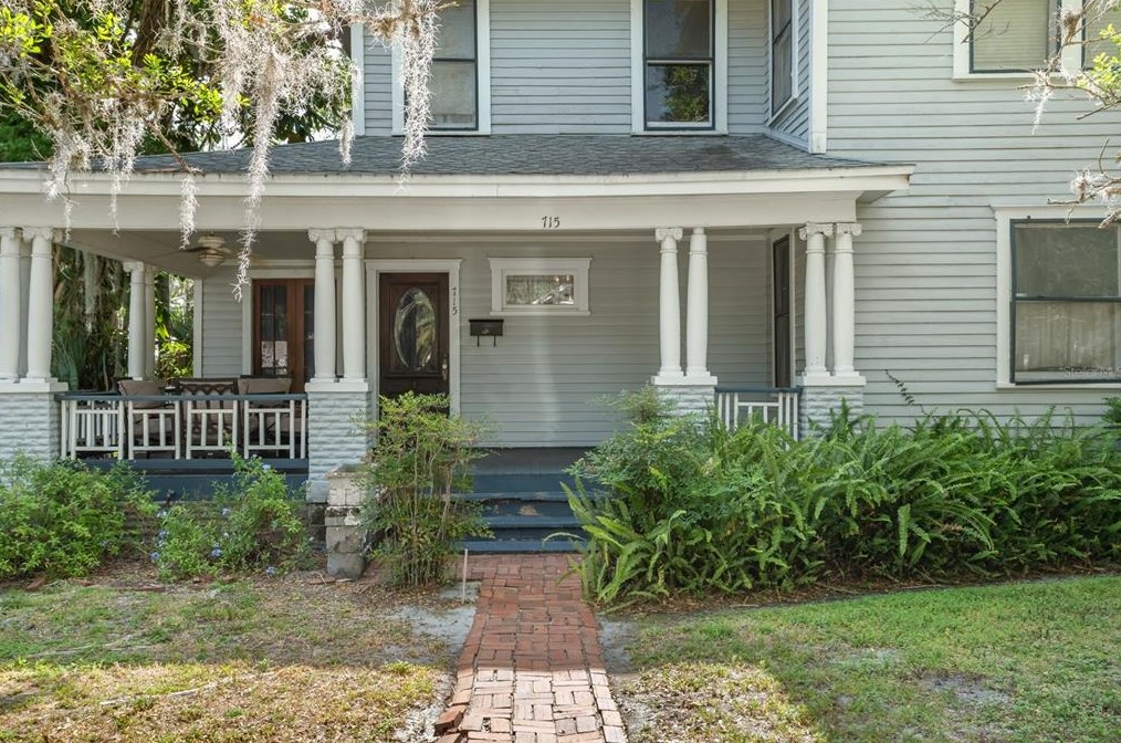 715 Magnolia Ave, Sanford, FL 32771-2623