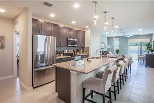 2751 San Marco Wy, Winter Haven, FL 33884 - Photo 4