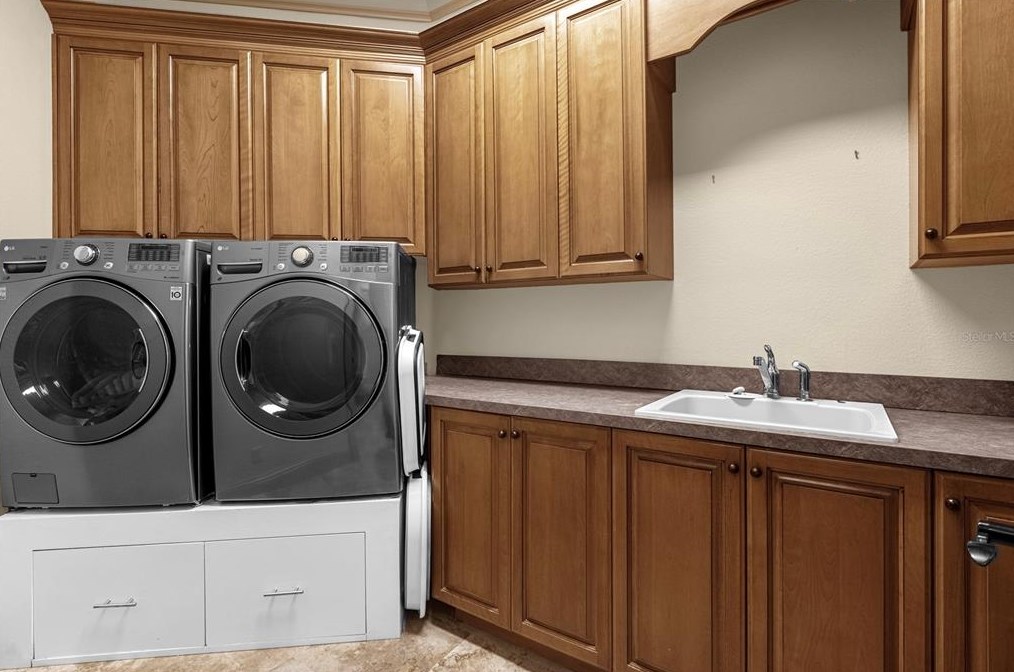 225 Shiloh Cv, Lake Mary FL  32746-6900 exterior