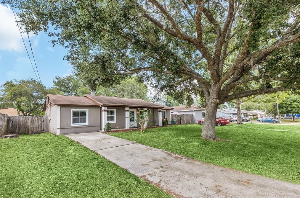 29 Albatross St, Apopka, FL 32712-2747