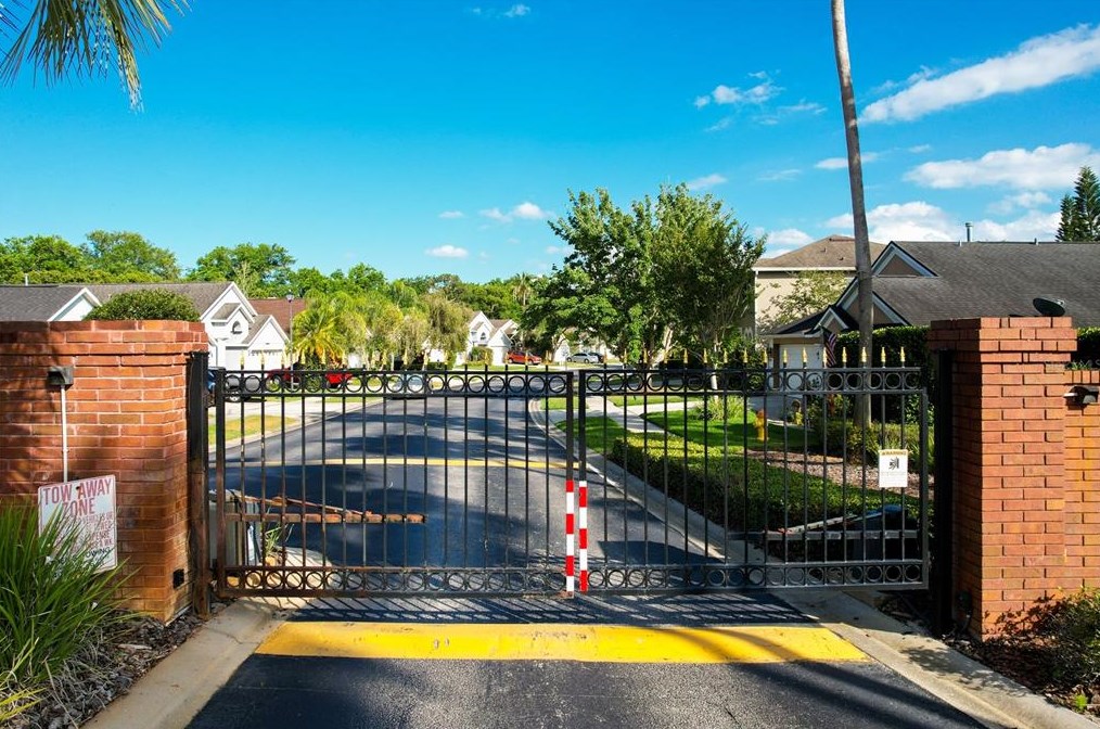 2715 Snow Goose Ln, Lake Mary FL  32746-7411 exterior