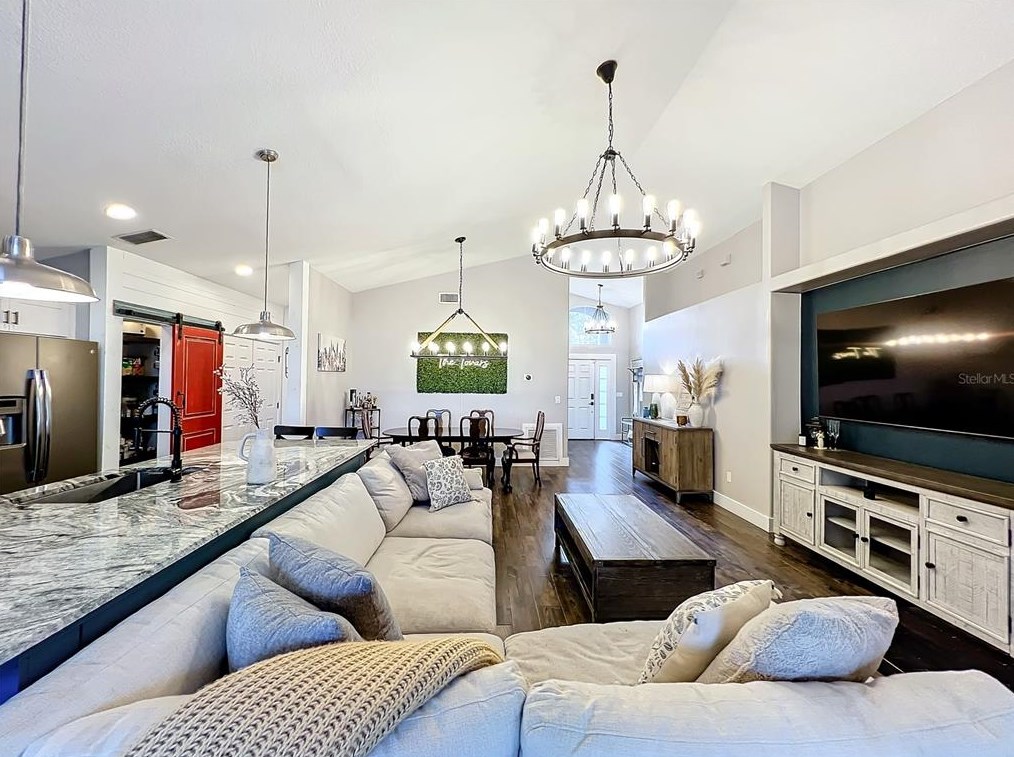 2715 Snow Goose Ln, Lake Mary FL  32746-7411 exterior