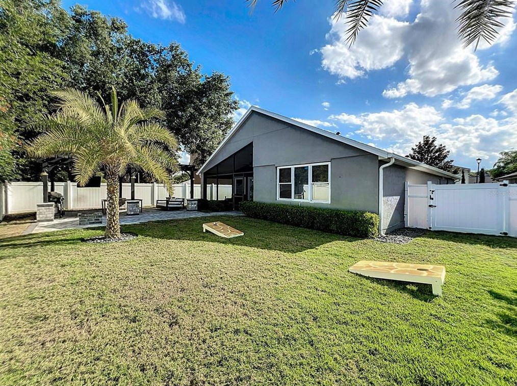 2715 Snow Goose Ln, Lake Mary FL  32746-7411 exterior