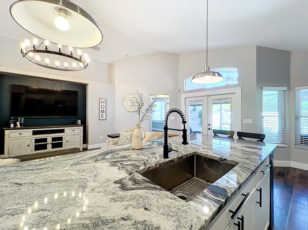 2715 Snow Goose Ln, Lake Mary FL  32746-7411 exterior