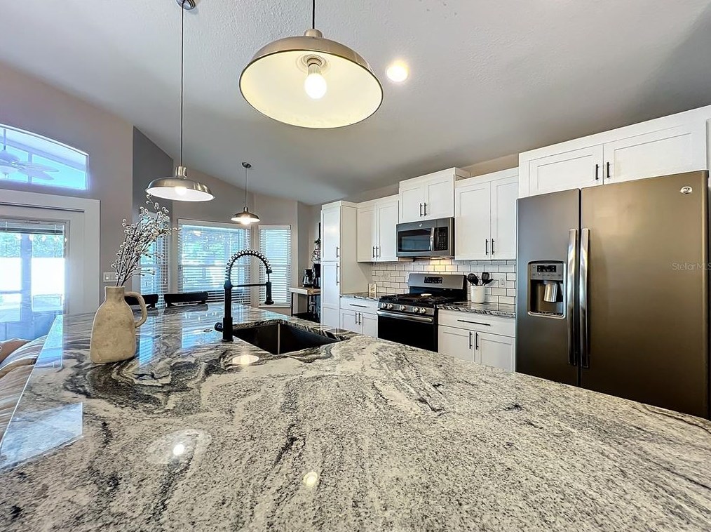 2715 Snow Goose Ln, Lake Mary FL  32746-7411 exterior