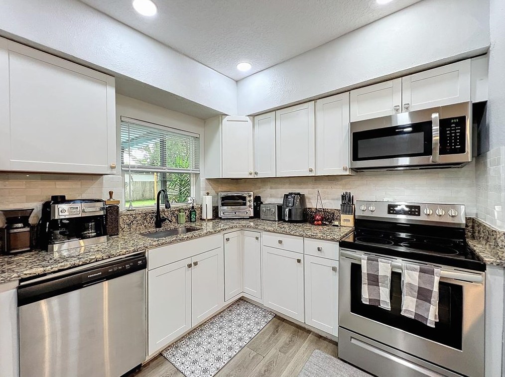 4210 Haverstraw Ave, Orlando FL 32812-5817 exterior