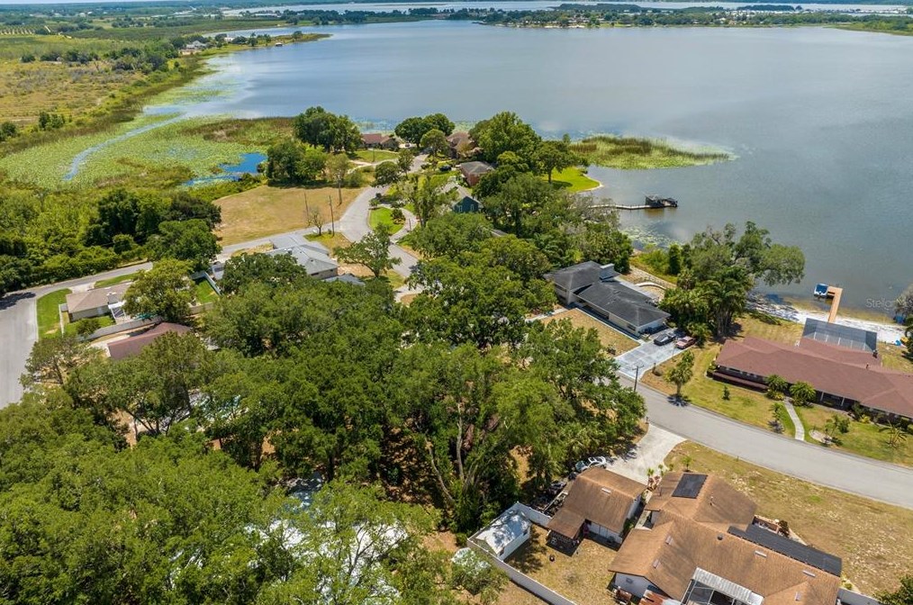2272 Lake Breeze Dr, Grenelefe, FL 33844-8707