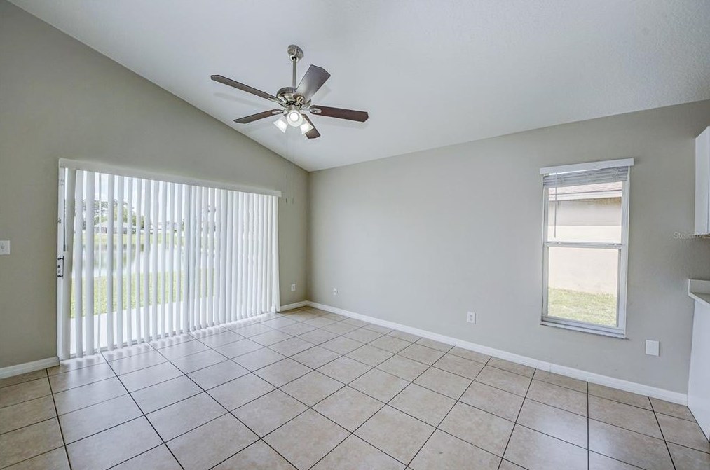 2304 Walnut Canyon Dr, Kissimmee FL  34758-1720 exterior