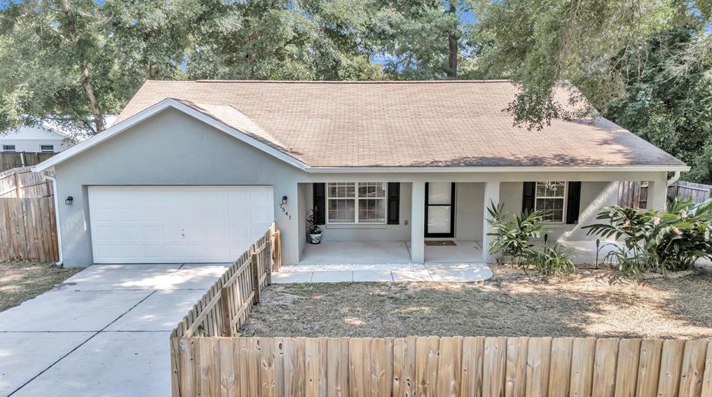 7541 82nd St, Ocala, FL 34476-6903