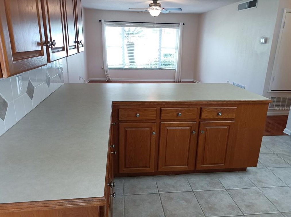 533 Teakwood Dr, Altamonte Springs FL 32714-7429 exterior