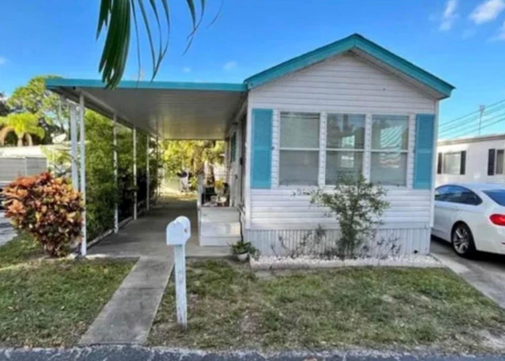 8667 Seminole Blvd #14, Largo, FL 33772