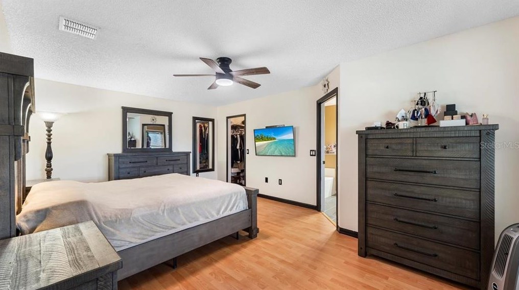 1410 Voltaire St, Deltona FL  32725-1721 exterior