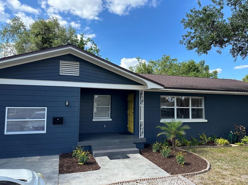 567 Avenue G, Winter Haven, FL 33880-0033