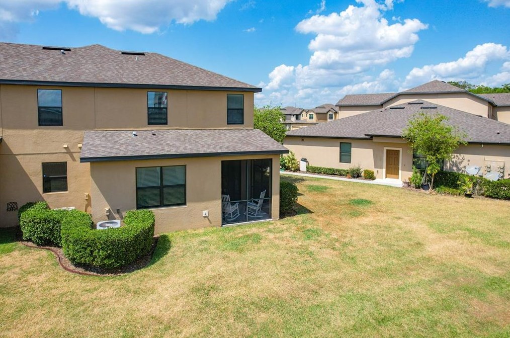 2422 7 Oaks Dr, Saint Cloud FL  34772-0078 exterior