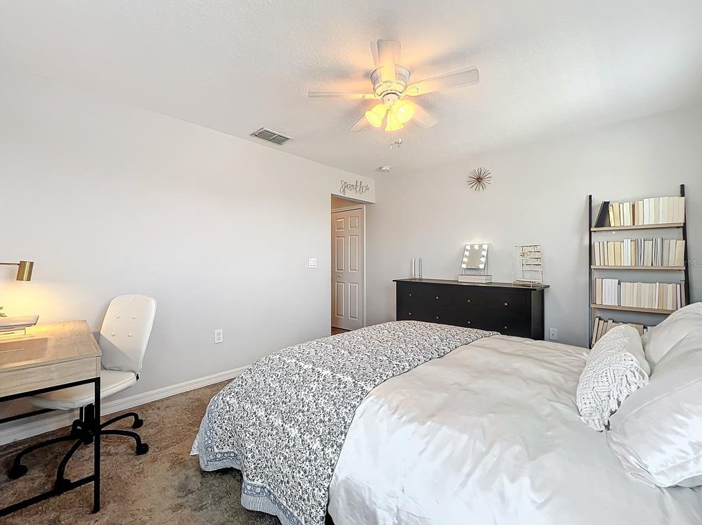 2422 7 Oaks Dr, Saint Cloud FL  34772-0078 exterior