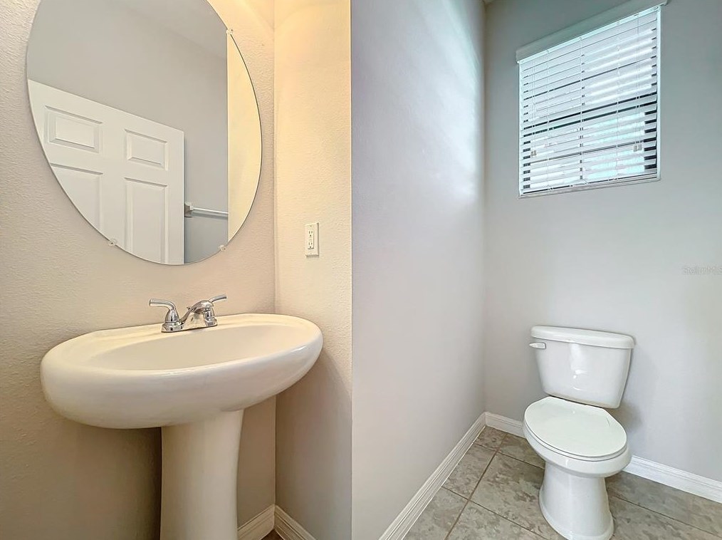 2422 7 Oaks Dr, Saint Cloud FL  34772-0078 exterior