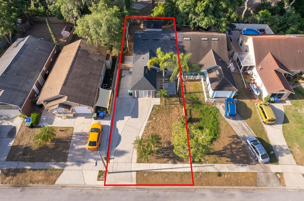 7704 Lake Gandy Cir, Orlando, FL 32810-2880