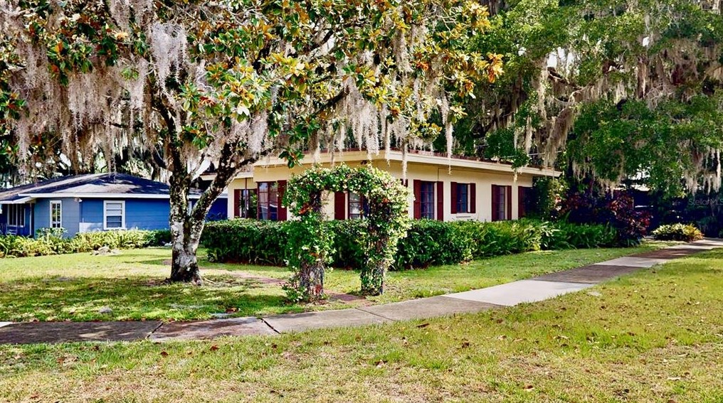 627 Palm Dr, Winter Garden, FL 34787-2368