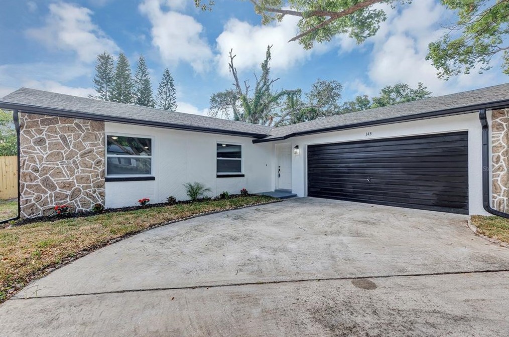 343 Springview Dr, Sanford, FL 32773