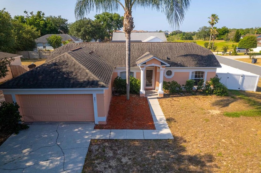 201 Cross Creek Rd, Davenport, FL 33837-4702