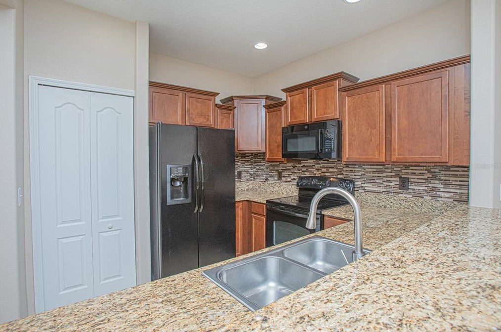 2800 Adelaide Ct, Orlando FL 32824-4289 exterior