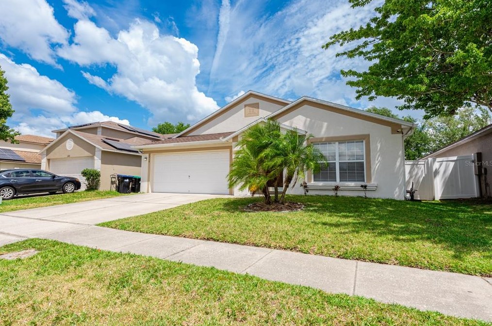 1210 Seneca Falls Dr, Orlando, FL 32828-6607