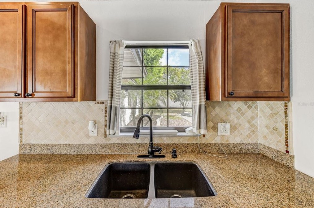 602 Bryan Ct, Altamonte Springs FL 32701-6301 exterior