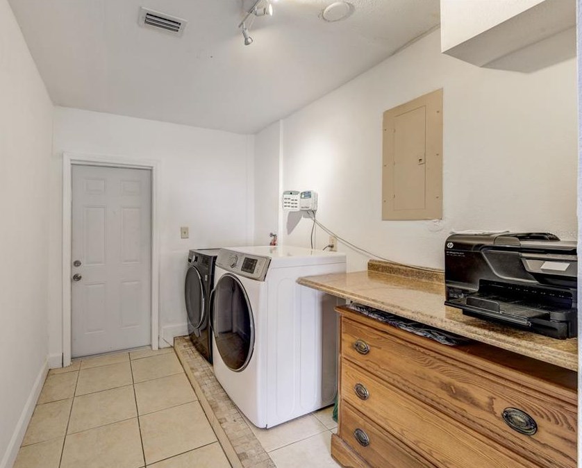 602 Bryan Ct, Altamonte Springs FL 32701-6301 exterior