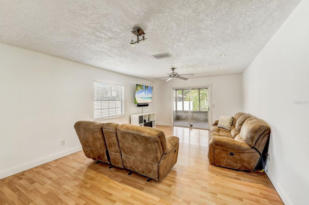 602 Bryan Ct, Altamonte Springs FL 32701-6301 exterior