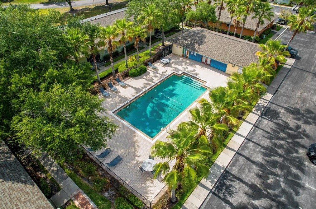 4950 Tangerine Ave, Winter Park FL  32792-7126 exterior