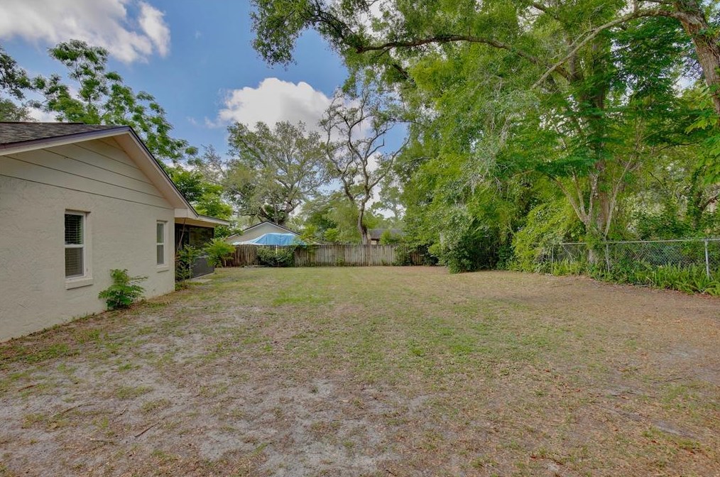 102 Bch Ave, Altamonte Springs FL 32701-7901 exterior