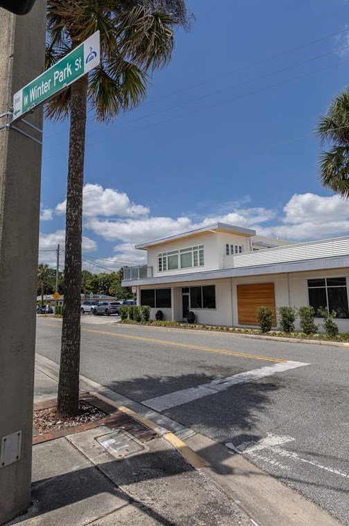 2622 Edgewater Dr, Orlando, FL 32804-4459