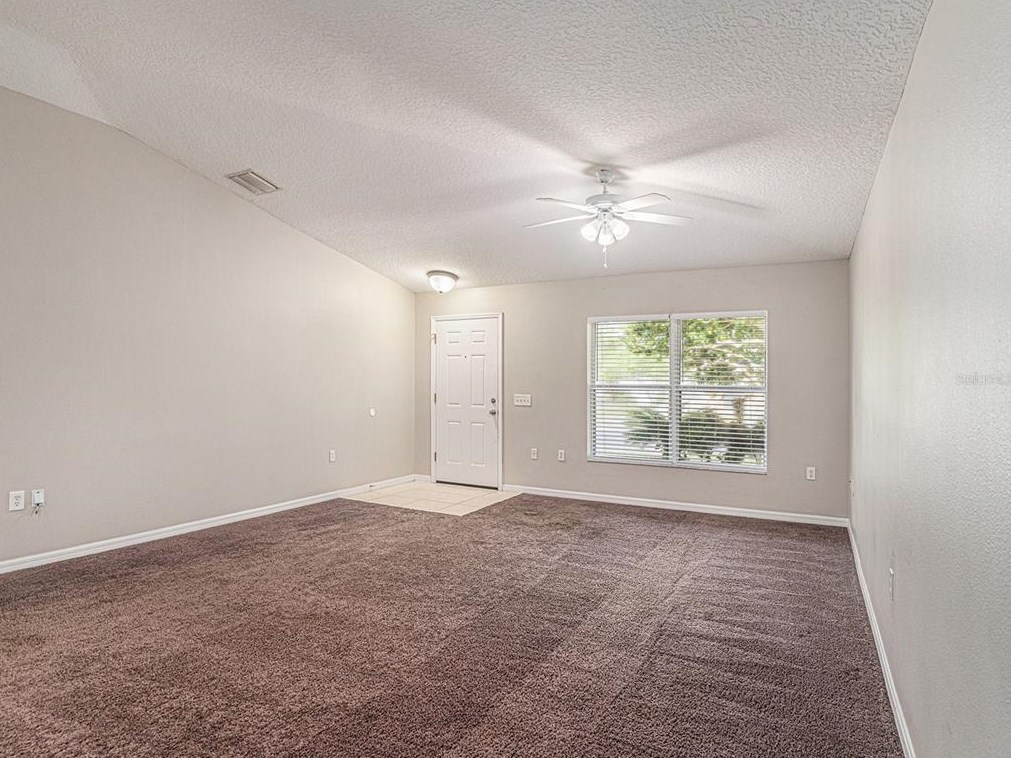 1102 Old Mossy Ct, Plant City FL  33563-6578 exterior