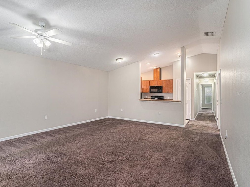 1102 Old Mossy Ct, Plant City FL  33563-6578 exterior