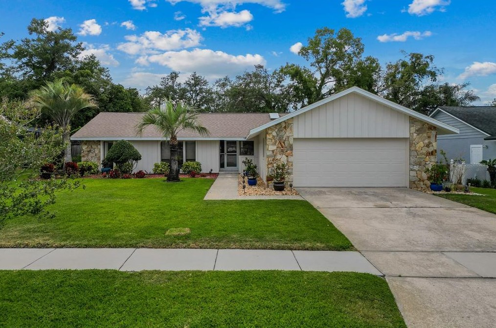 420 Garth Ct, Apopka, FL 32712-4051
