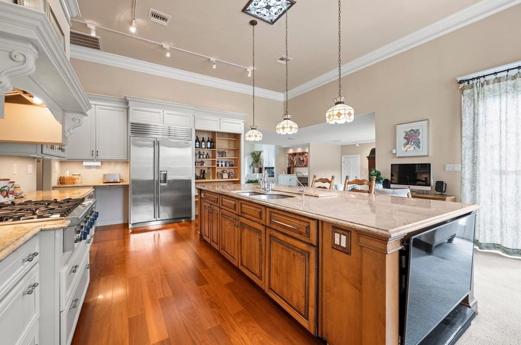 1181 Via Capri, Winter Park FL  32789-2635 exterior