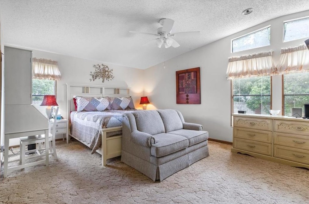 35939 Tanda Cir, Zephyrhills FL exterior