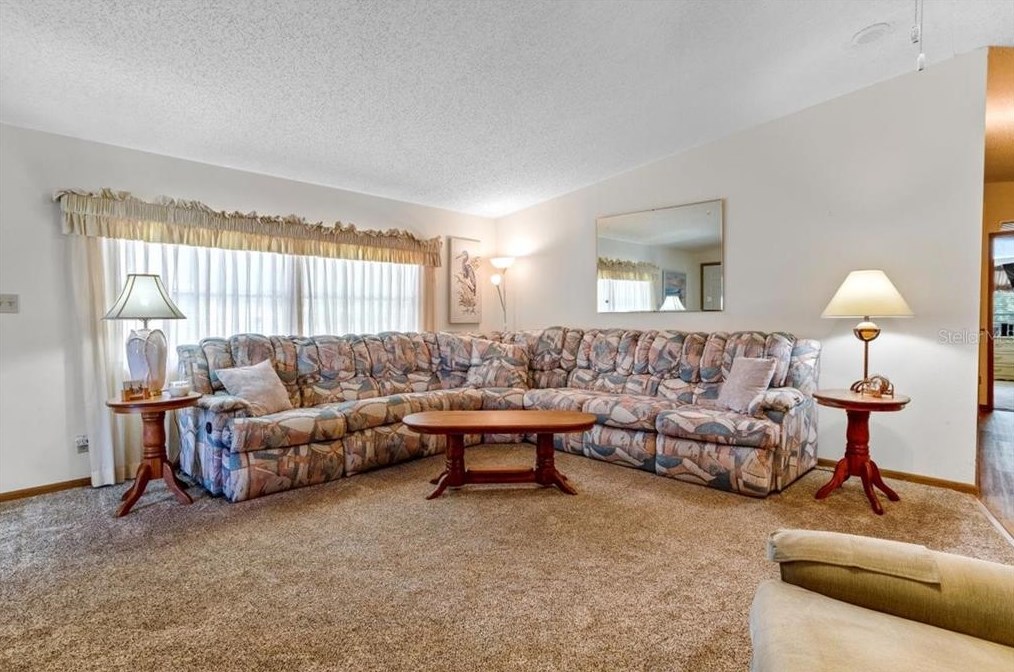 35939 Tanda Cir, Zephyrhills FL exterior