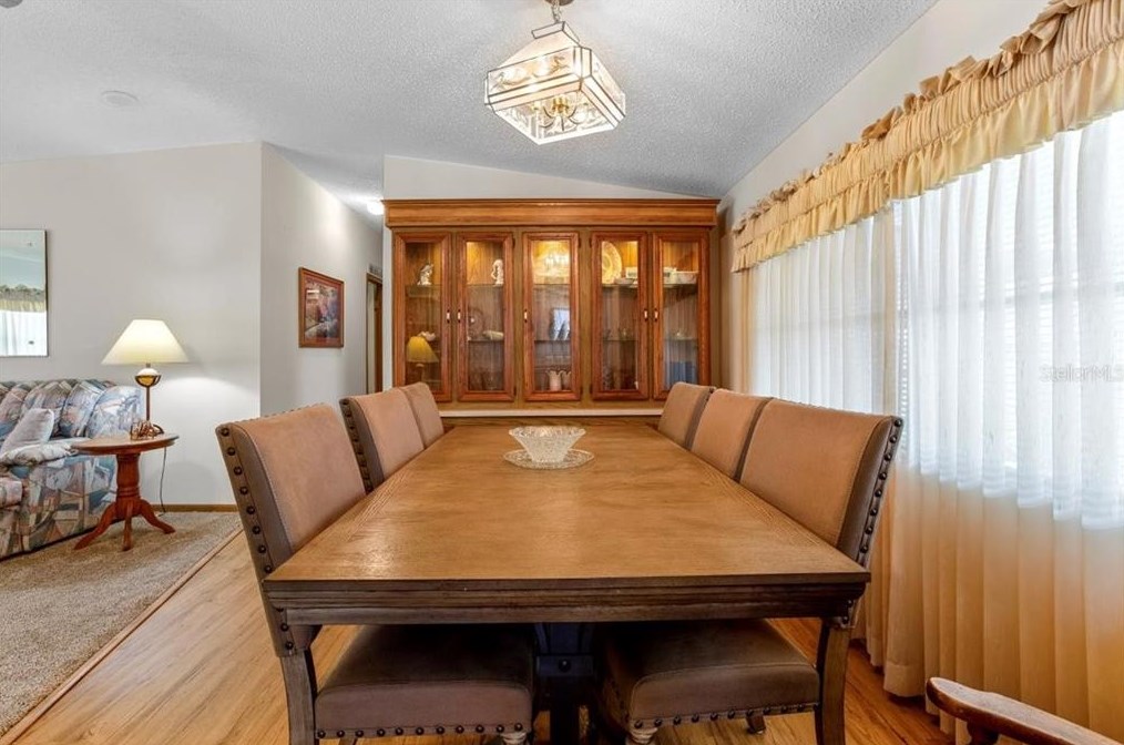 35939 Tanda Cir, Zephyrhills FL exterior