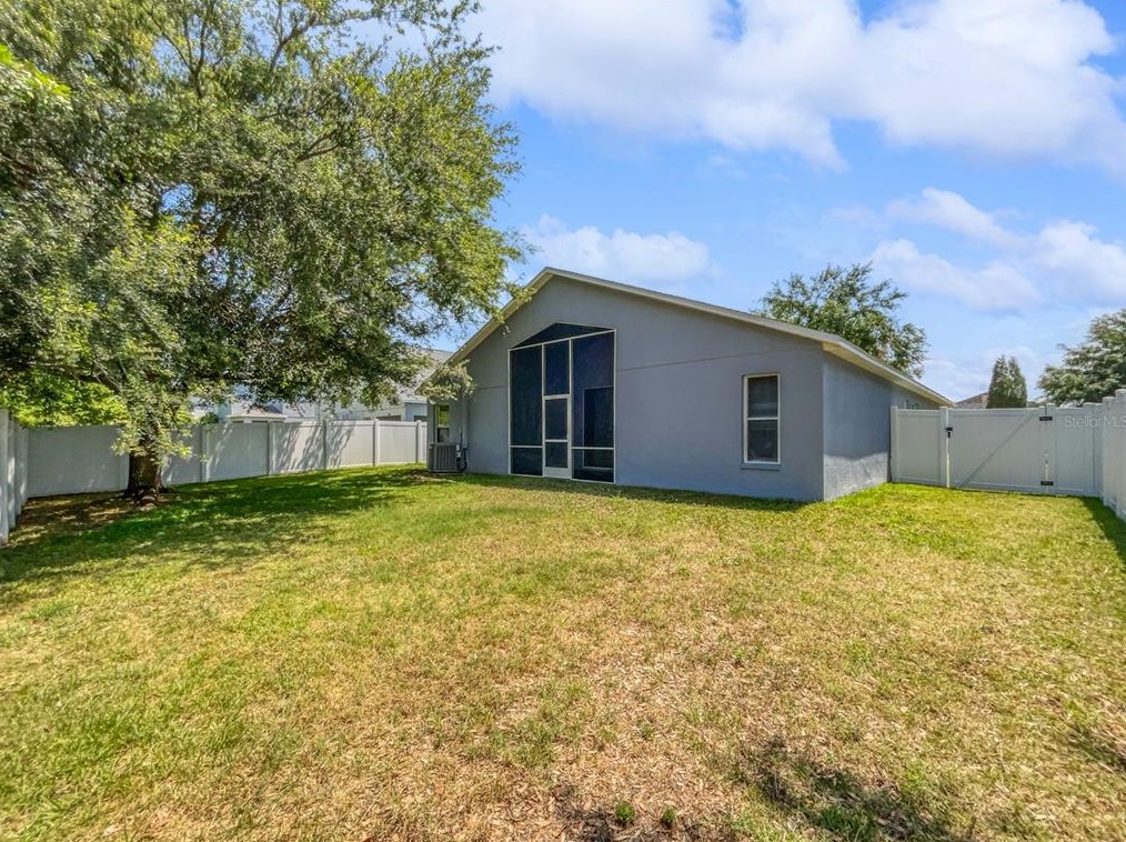 3521 Trapnell Ridge Dr, Plant City FL  33567-2073 exterior