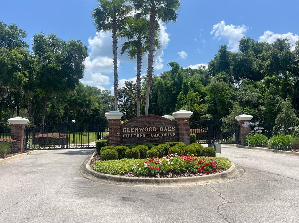 1913 Hillcrest Oak Dr, Deland, FL 32720-6930