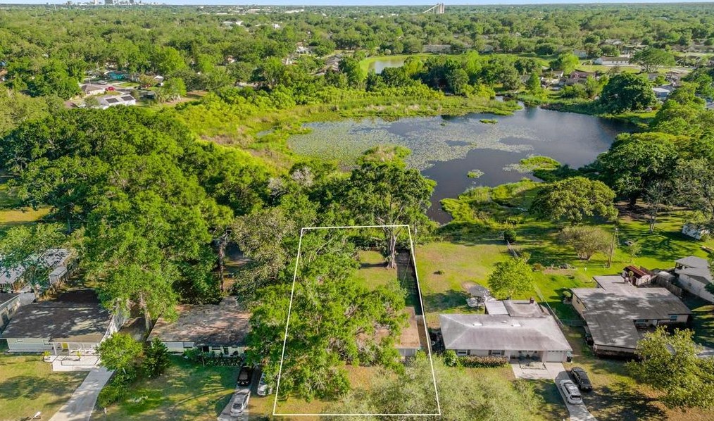 3706 Sutton Dr, Orlando FL  32810-2337 exterior