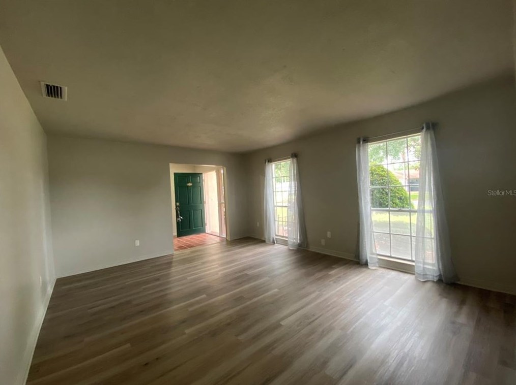 8812 El Prado Ave, Orlando, FL 32825-8304