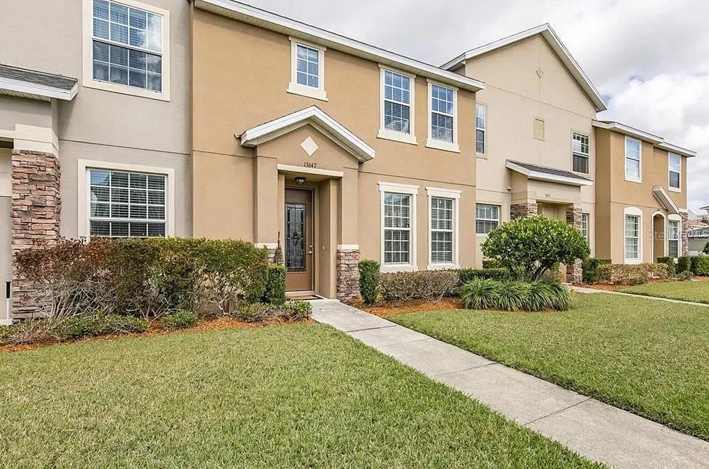 13647 Eridanus Dr, Orlando, FL 32828-9371